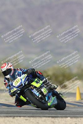 media/Jan-15-2026-Racers Edge (Thu) [[dfebeb70ab]]/2-A Group/Session 5 (Turn 5)/